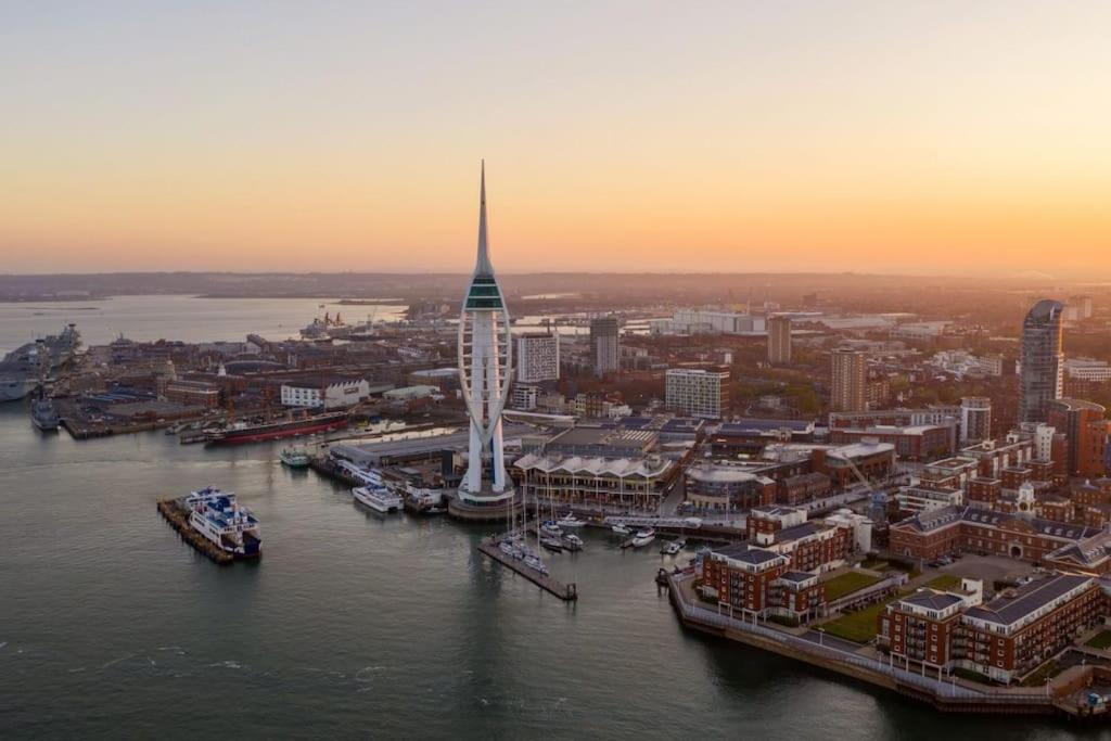Апартаменты Portsmouth Urban Haven Экстерьер фото