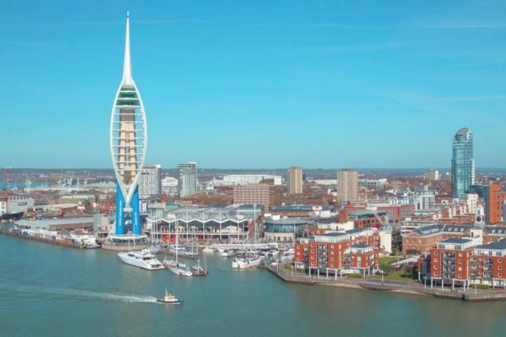 Апартаменты Portsmouth Urban Haven Экстерьер фото